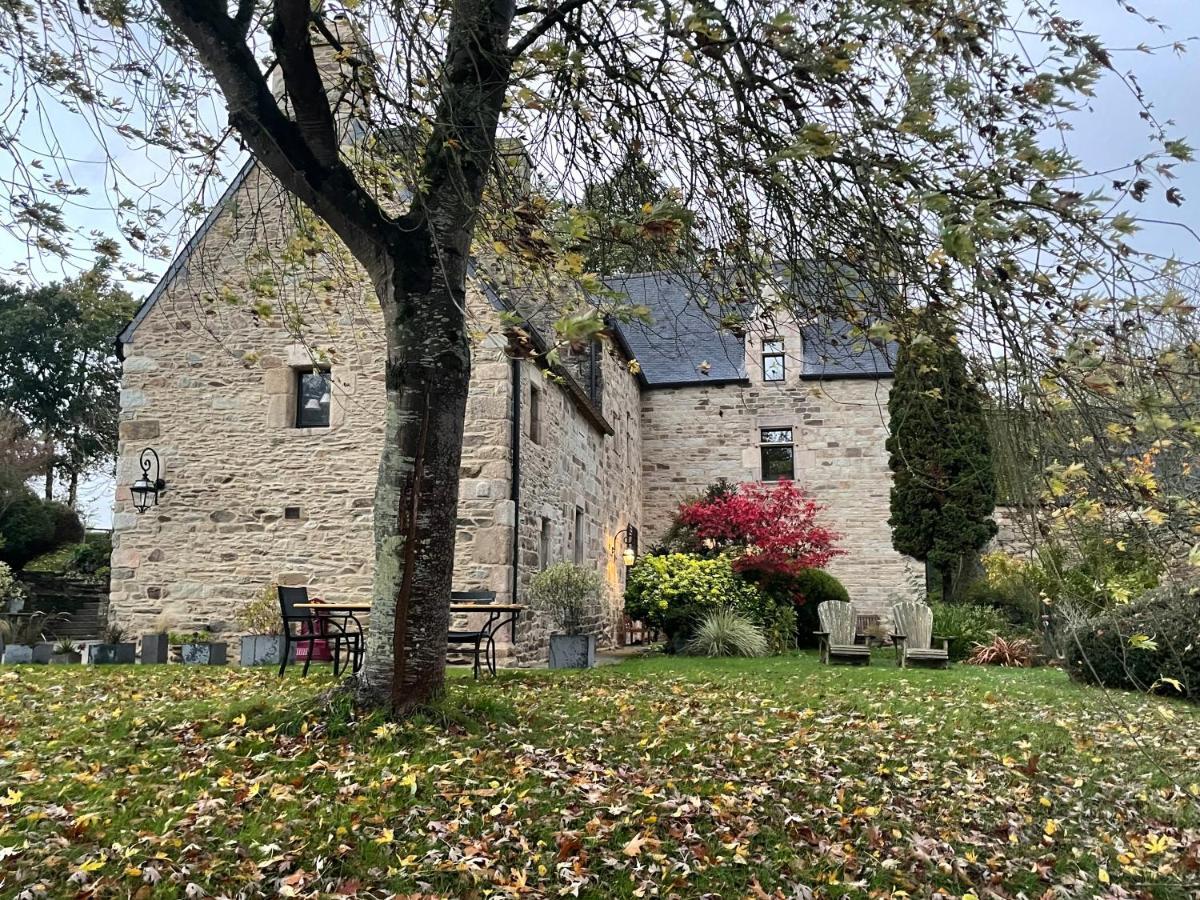 Manoir Medieval Du XV Ieme Siecle Minihy-Treguier Luaran gambar