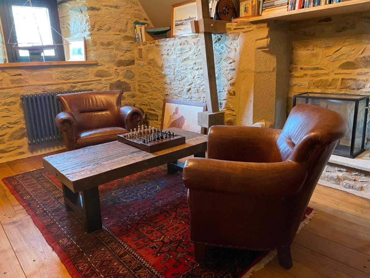 Manoir Medieval Du XV Ieme Siecle Minihy-Treguier Luaran gambar