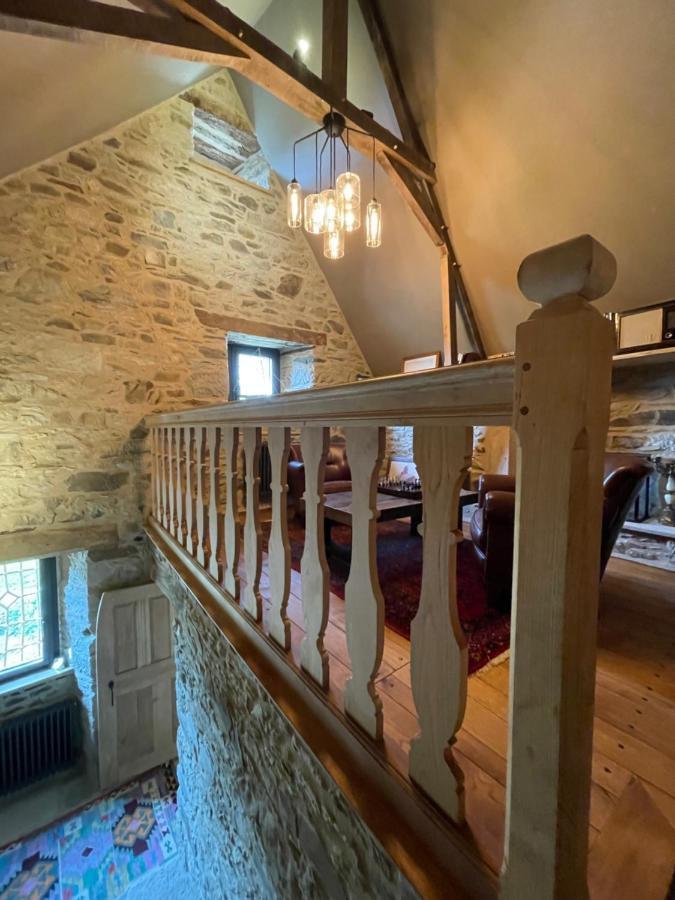 Manoir Medieval Du XV Ieme Siecle Minihy-Treguier Luaran gambar