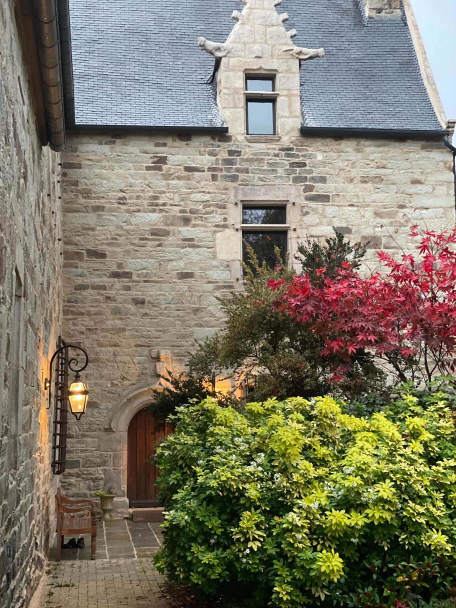 Manoir Medieval Du XV Ieme Siecle Minihy-Treguier Luaran gambar