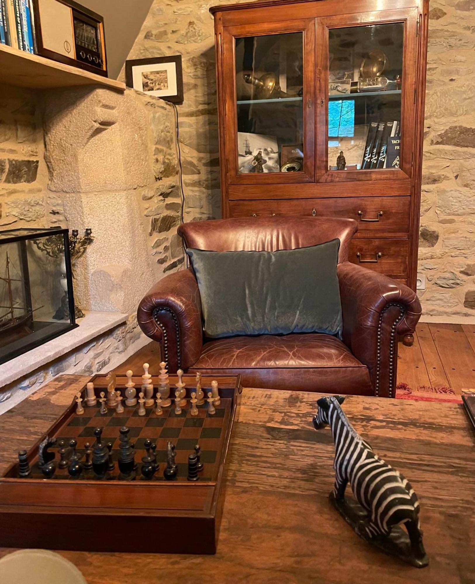 Manoir Medieval Du XV Ieme Siecle Minihy-Treguier Luaran gambar